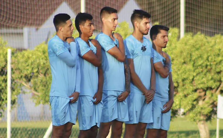 Blooming y Municipal Vinto en lunes