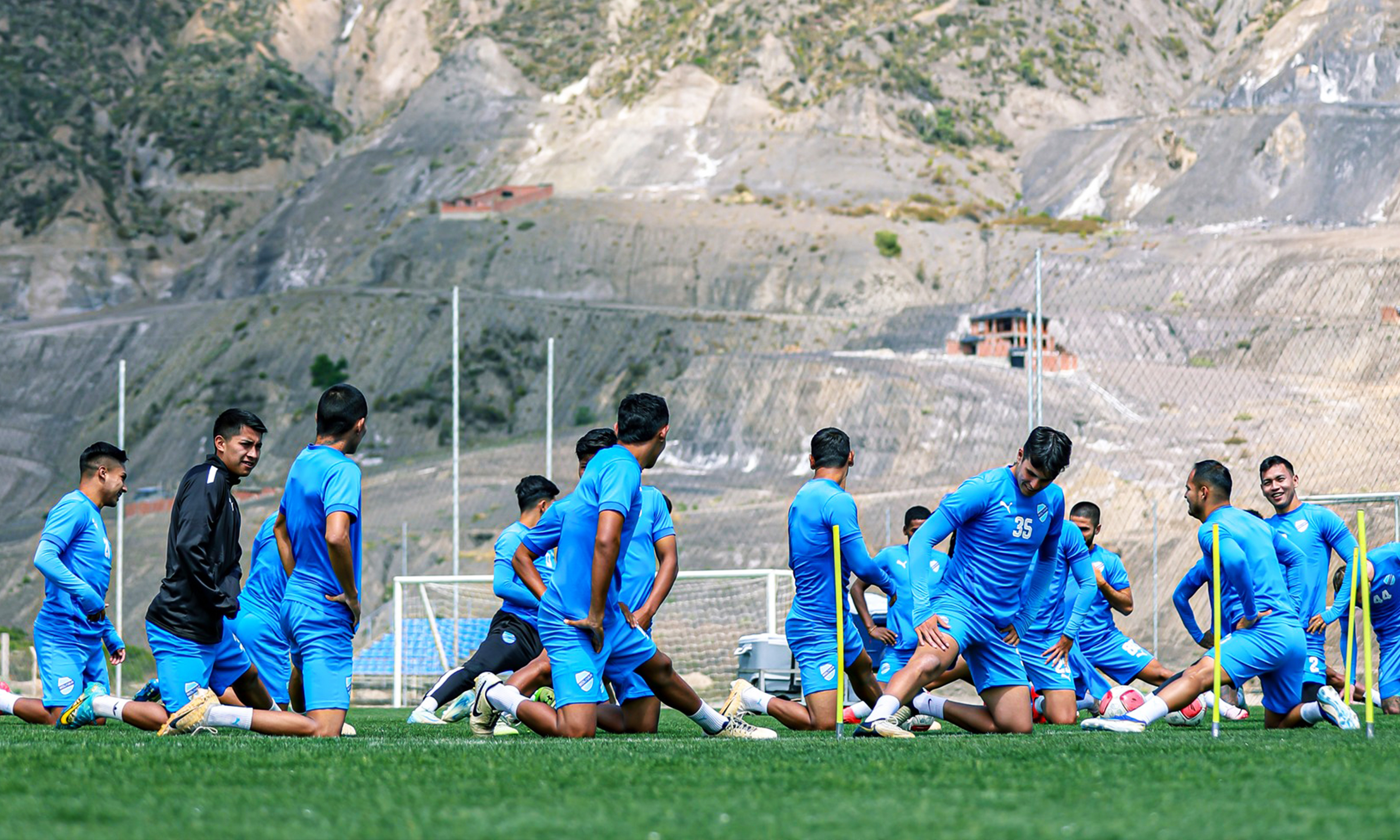 Bolívar arma su equipo con Robson desde hoy