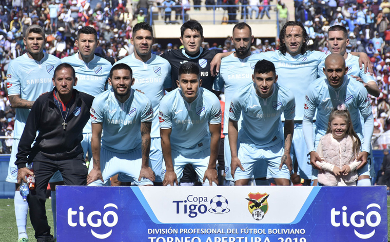 Bolívar mueve su mediocampo