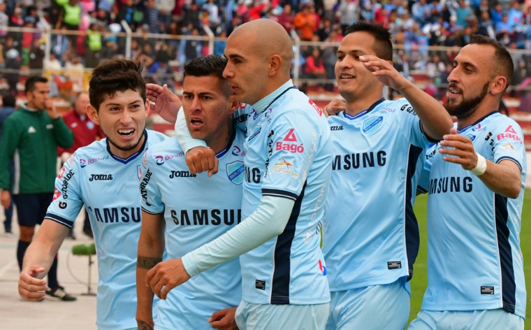 Bolívar va por la punta