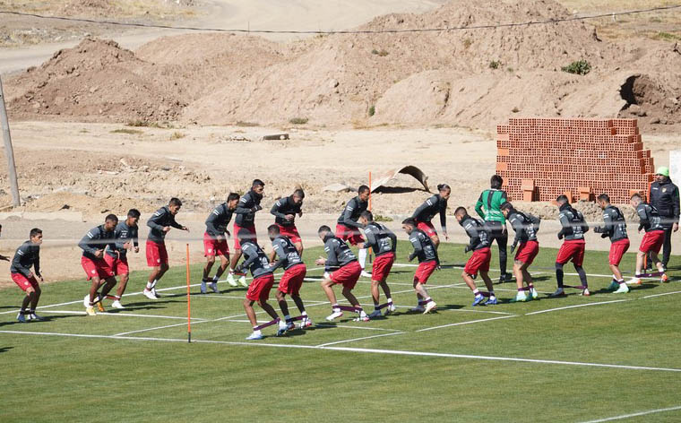 Bolivia jugará contra El Salvador