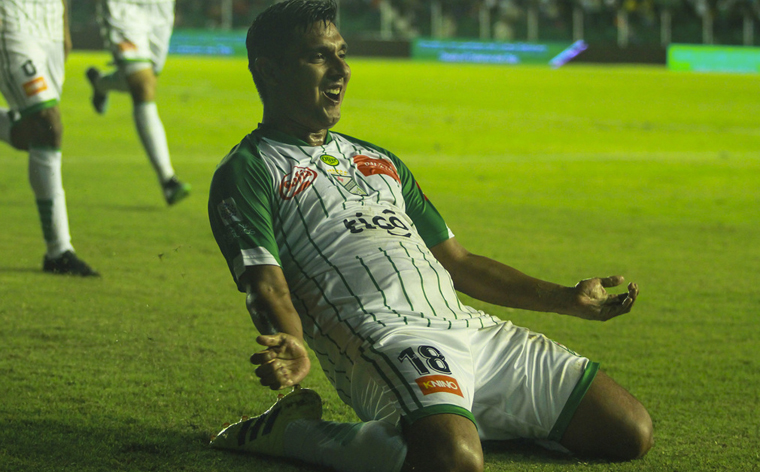 Castillo sigue salvando a Oriente