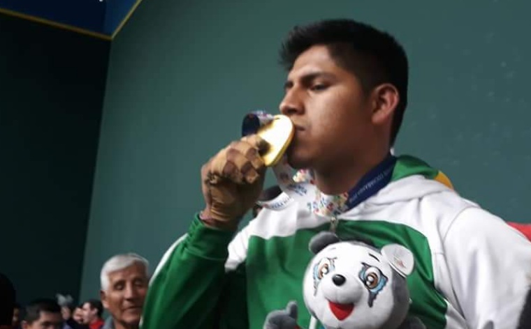 Cayoja de oro
