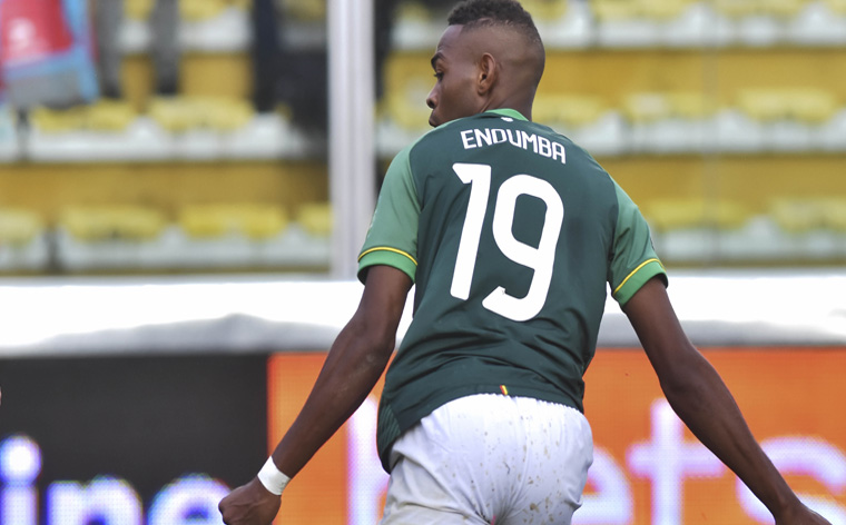 Con las manos vacías