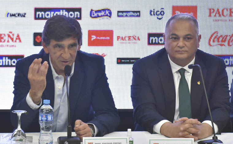 Costas determina sus tareas 