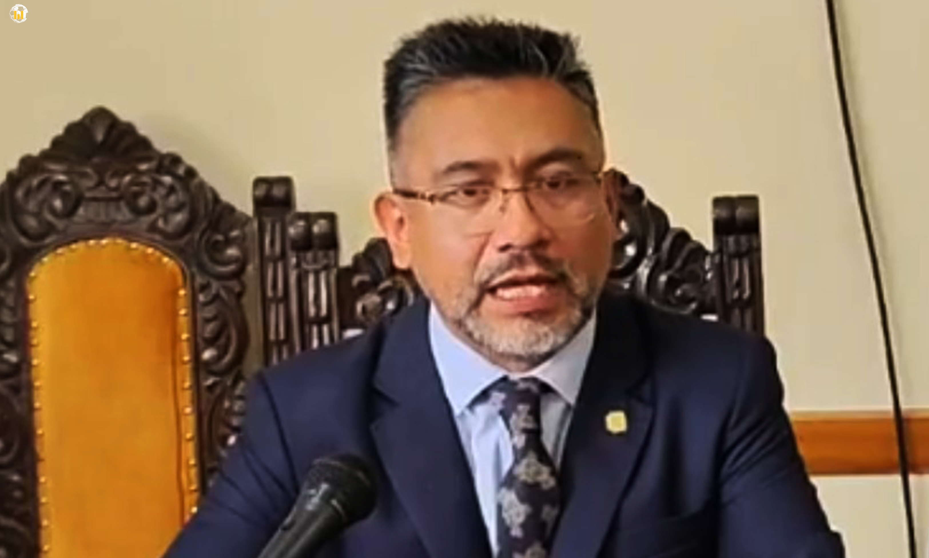 Danny López aclara acerca de la salida de Jhonatan Bustos