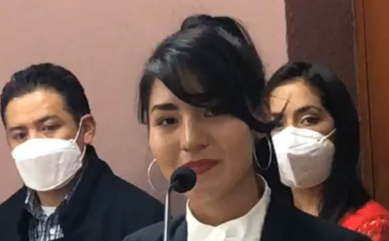 Denuncian maltrato y discriminación