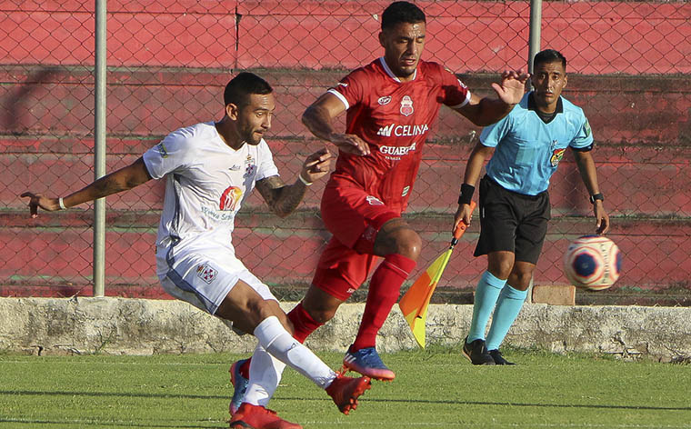 Dos equipos con el puntaje más bajo