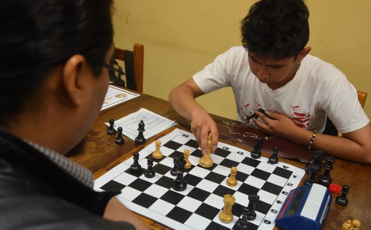 Dos representantes
