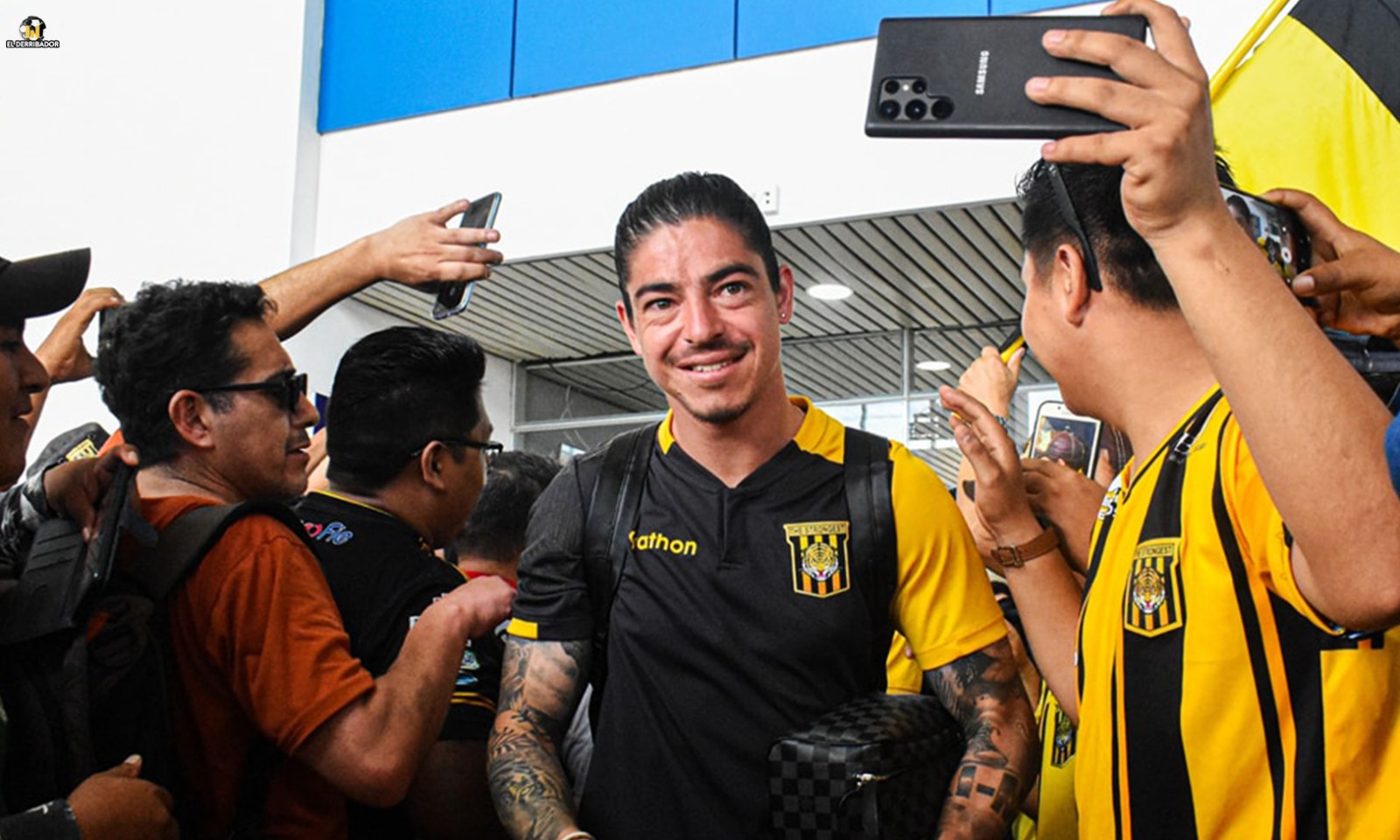 El cariño de los hinchas en Pando 