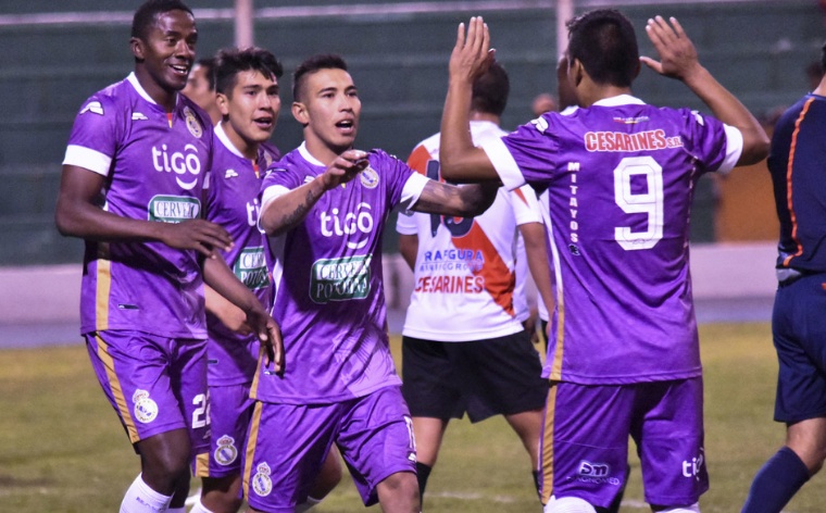 El clásico fue lila