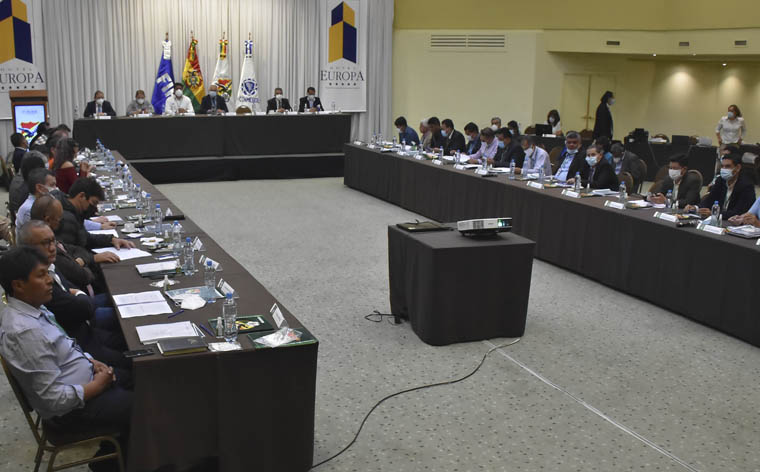 El congreso resolvió varios aspectos 