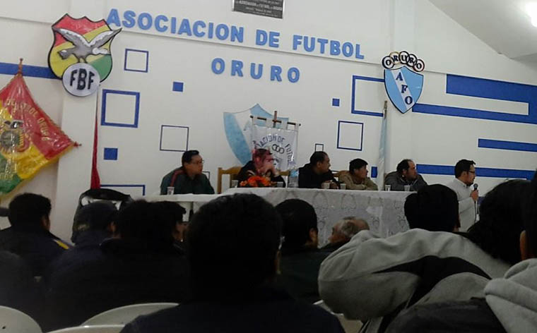 El destino en manos de los socios