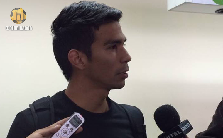 El DT Caballero prueba con Bejarano en defensa