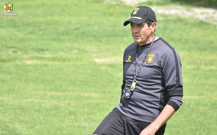 El respaldo viene de arriba