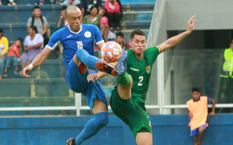 Empate para el debut de Villegas