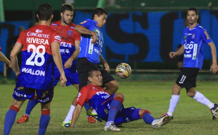 Empate que no ayuda