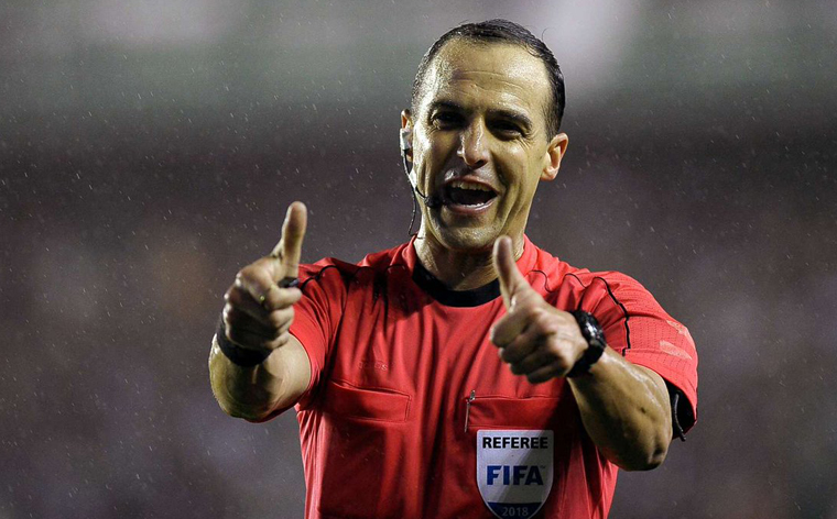 Esteban Ostojich dirije a Bolivia