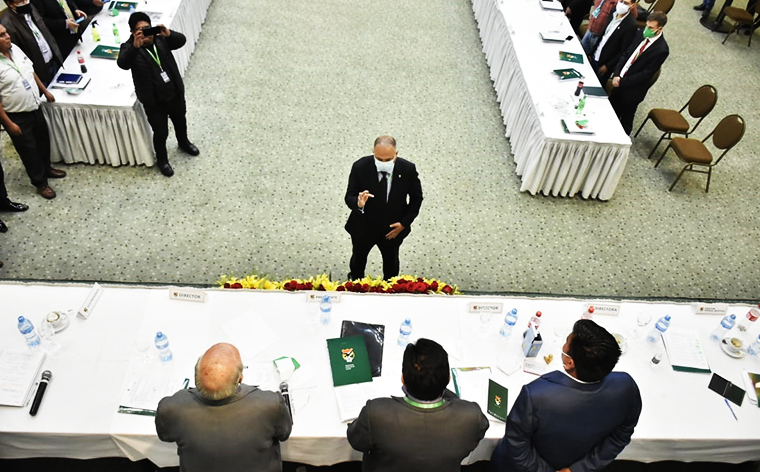 Fernando Costa, presidente 
