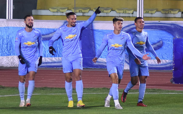 Goleada por 3-0