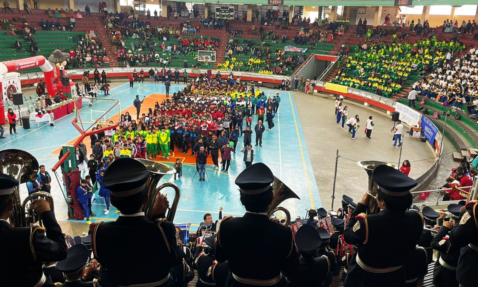Inauguración de los juegos estudiantiles 