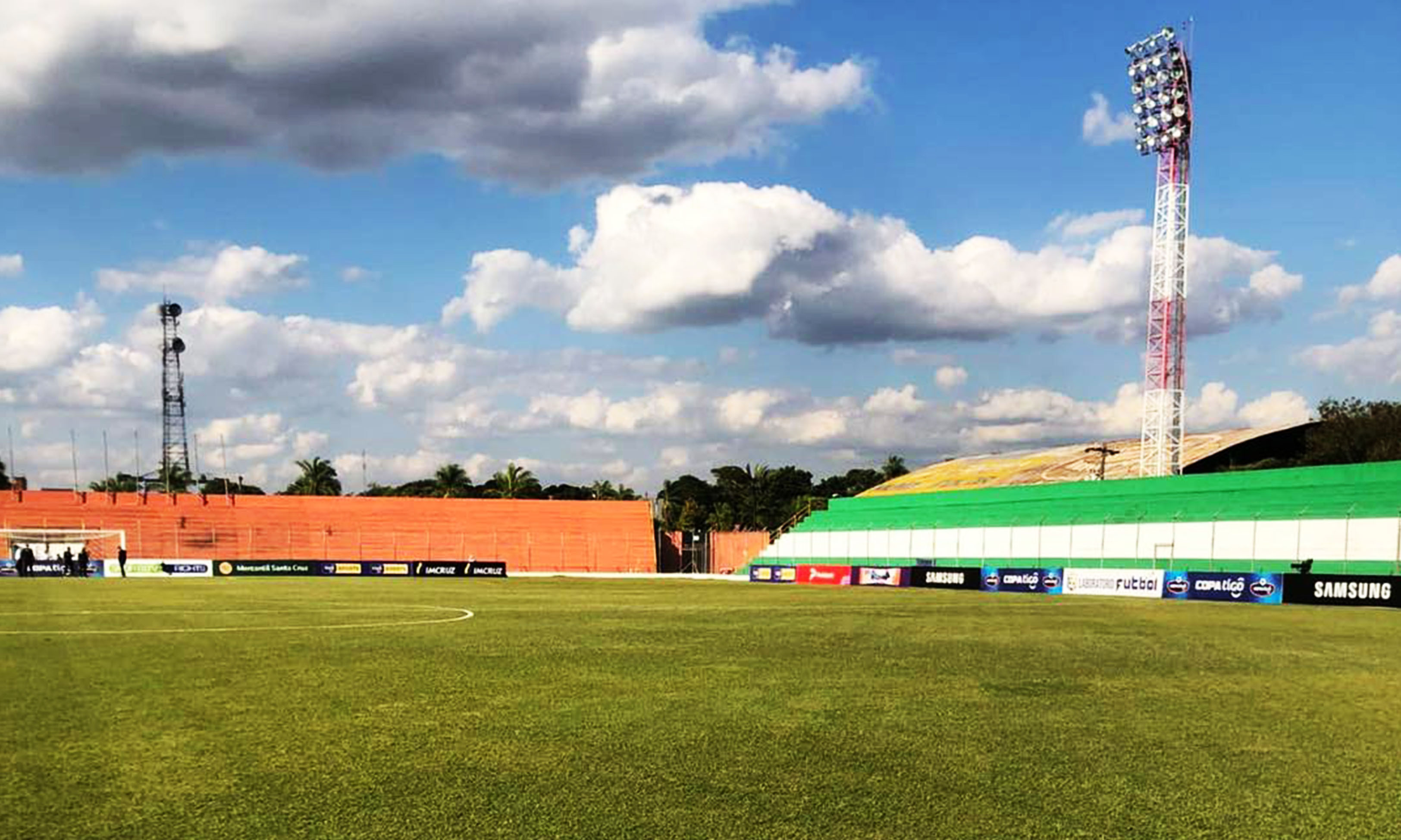 La cancha de Real Santa Cruz aún no