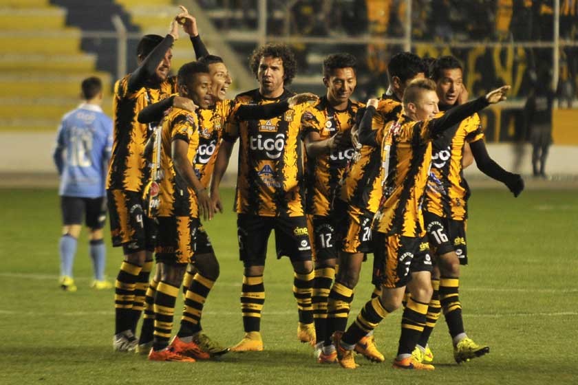 La fiesta fue aurinegra