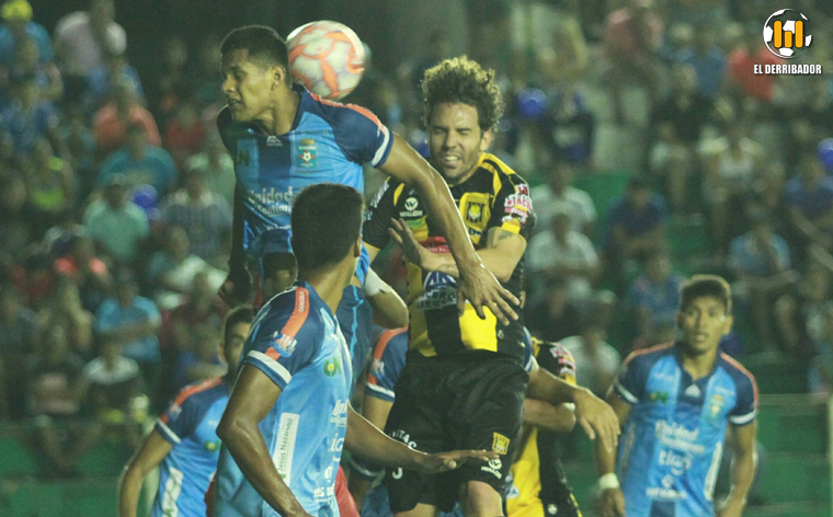 La primera parada es Santa Cruz