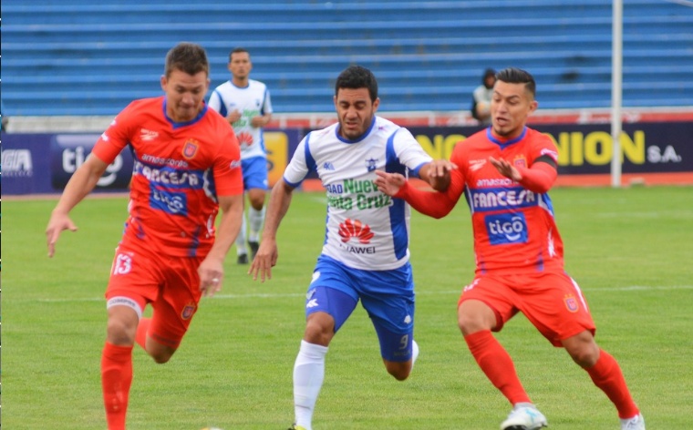 La U recibe al Toro