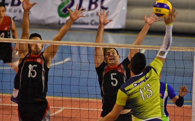 Maranatha campeón