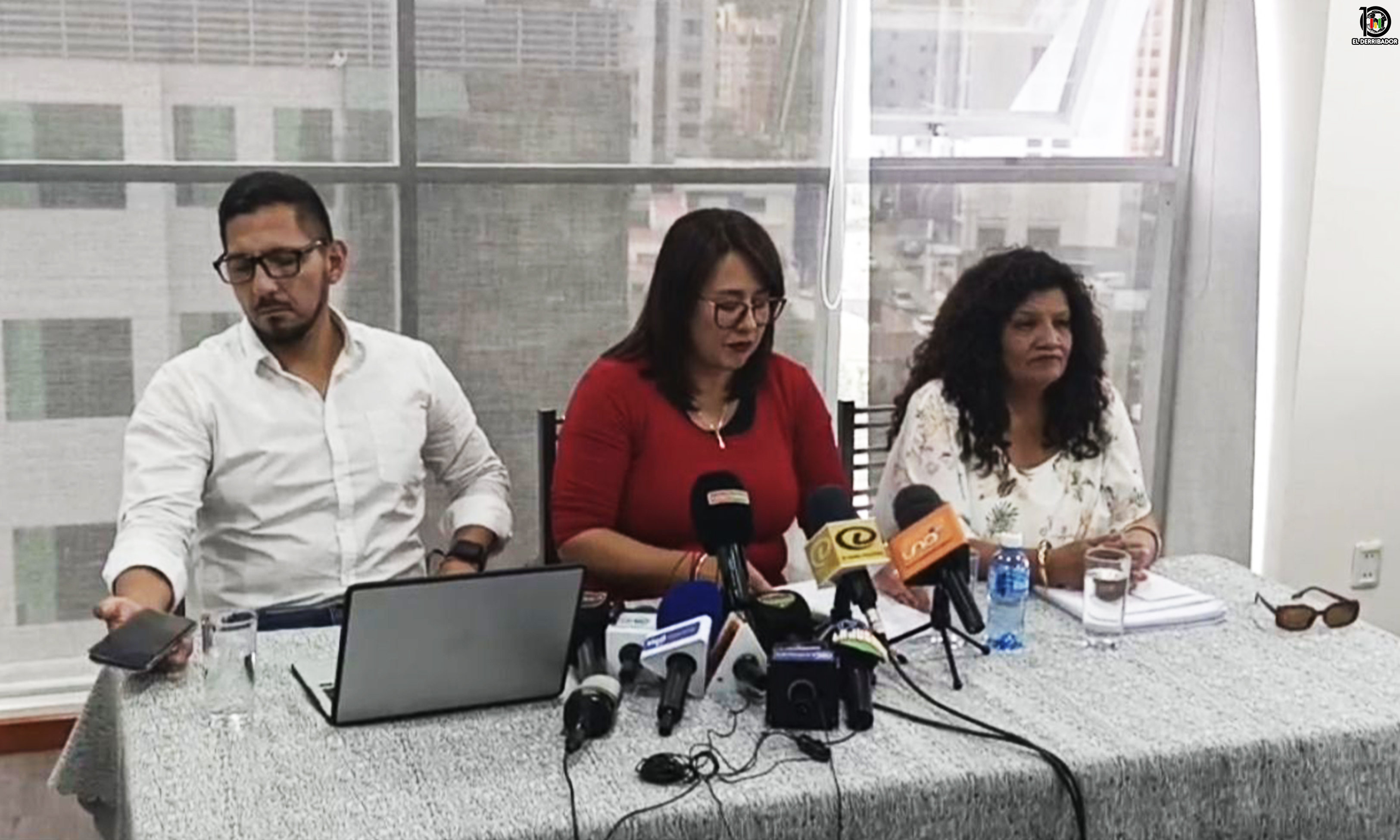 Mendoza acusa a Terrazas
