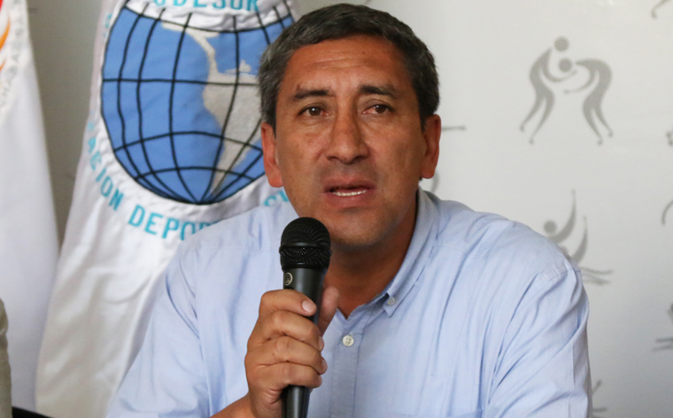 Ministerio regulando el fútbol