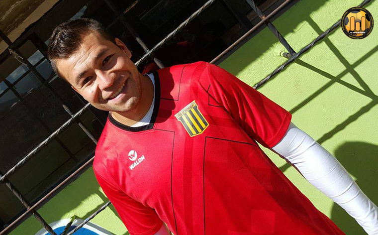 Para luchar en dos frentes