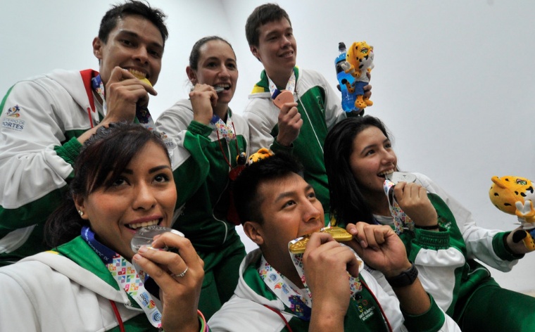 Raquet dorado