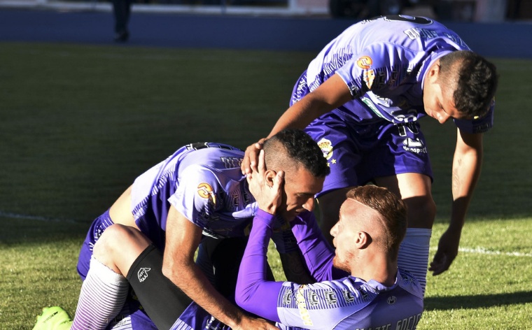 Real lucha por un lugar