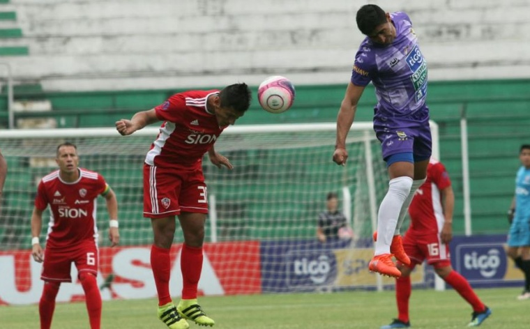 Real recibe a Pari