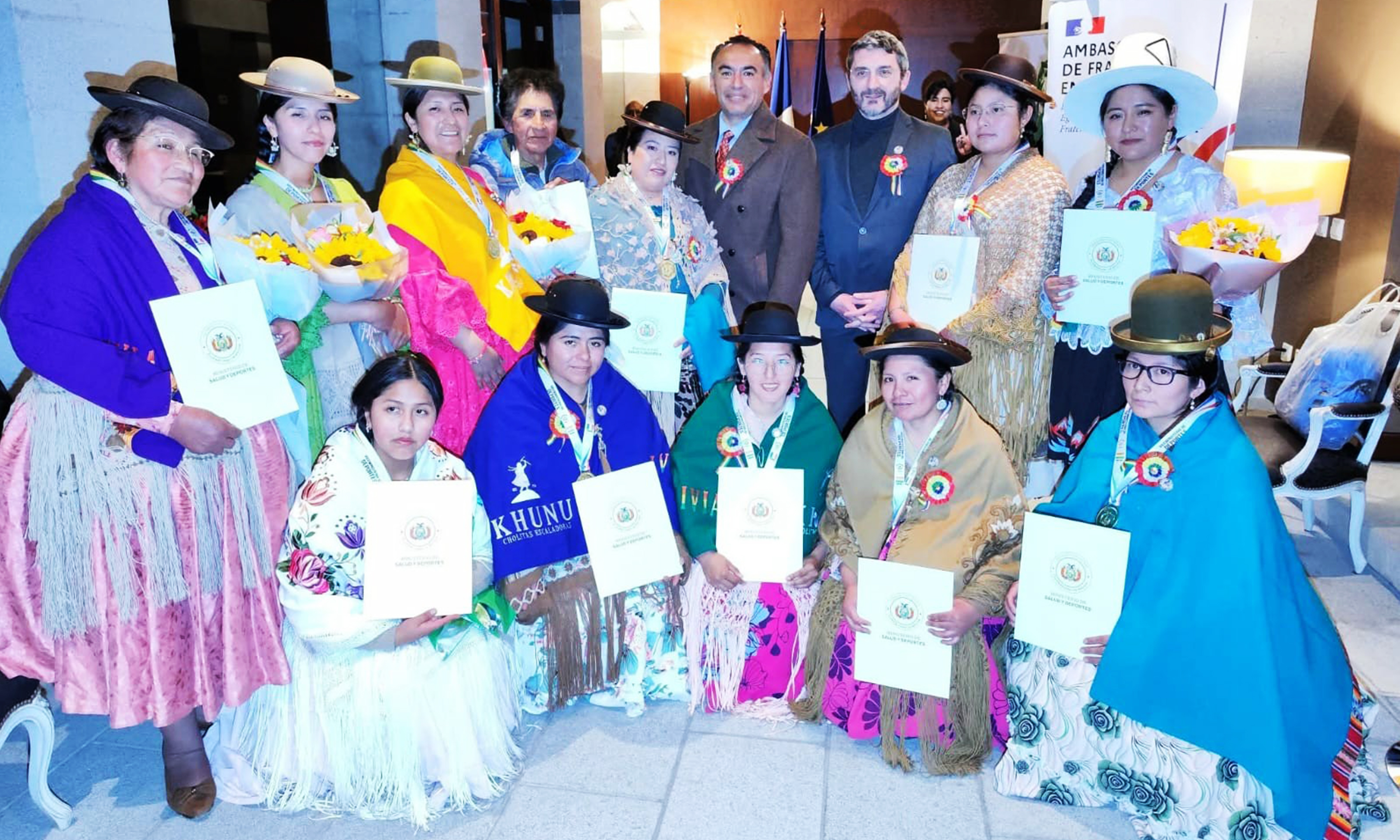 Reconocimiento para las Cholitas Escaladoras Khunu
