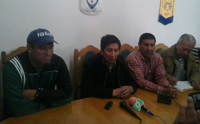 Renuncia masiva en Oruro