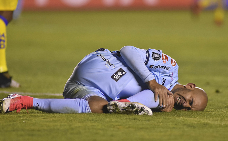 Riquelme la gran duda para el clásico