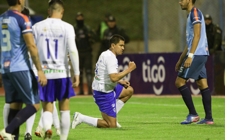 San José lo paseó a Blooming