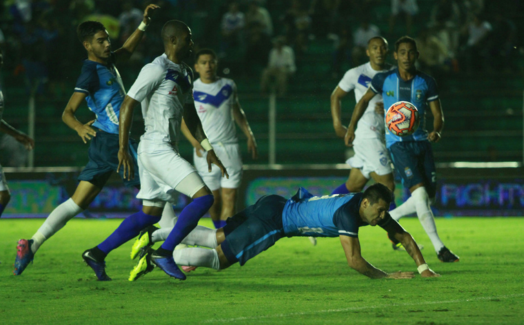 San José recibe a Blooming hoy en Oruro