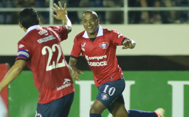 Serginho sabe el camino