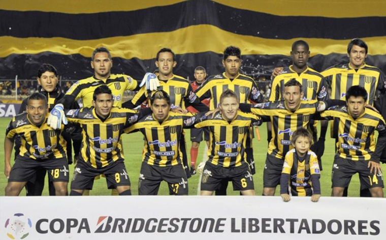 Surge el nombre del paraguayo Jorge Achucarro para reforzar el ataque