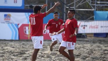 A paso firme en fútbol playa