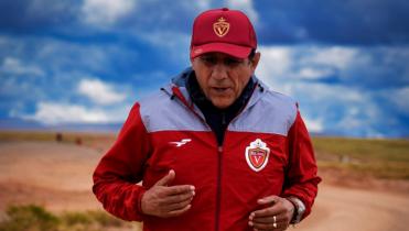 Alberto Illanes en búsqueda de refuerzos