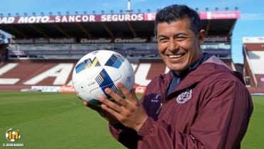 Almirón, el técnico cuidadoso