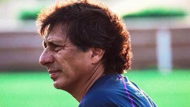 Álvaro Peña sigue sumando al frente de Blooming 