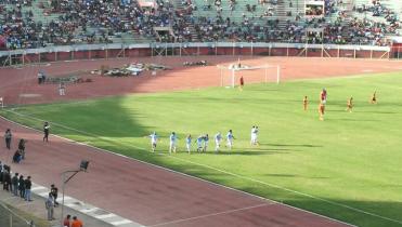 Aurora y Destroyers a la final