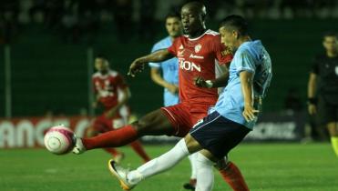 Blooming frenó a Pari