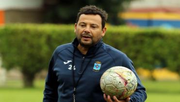 Blooming trabaja sin atención a los medios